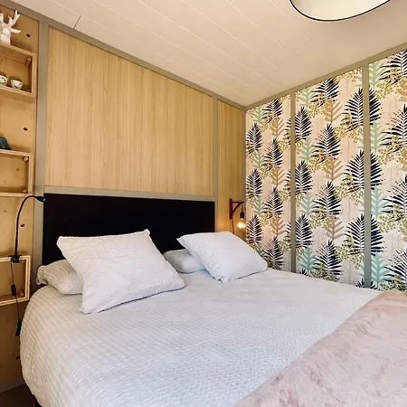 Holiday home 2chambres-piscine-mer-plages-pistes Cyclables *